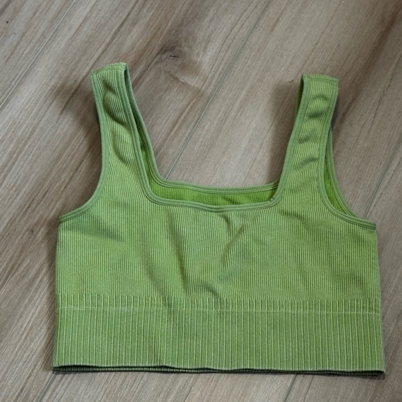 JoyLab Lime Ribbed Crop Top - Picture 2 of 3